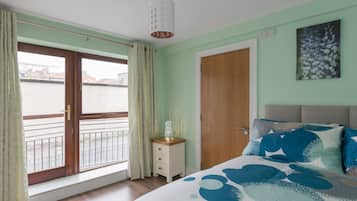 Apartment, 2 Bedrooms | 2 bedrooms, premium bedding, travel cot, free WiFi