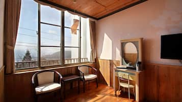 Deluxe Double Room, 1 Double Bed | Desk, rollaway beds, free WiFi, bed sheets