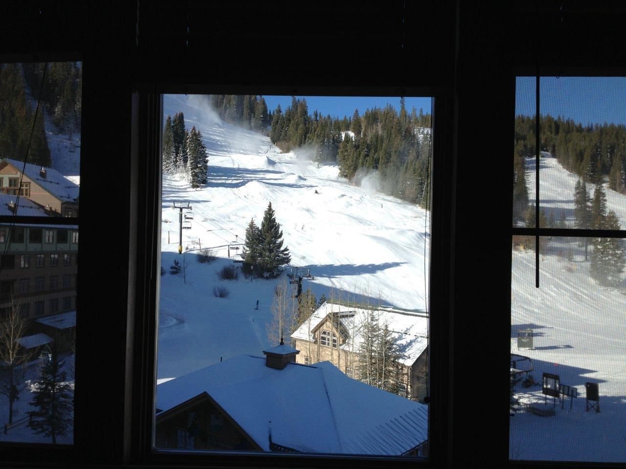 منزل عائلي - غرفتا نوم | رياضات التزحلق على الجليد والماء