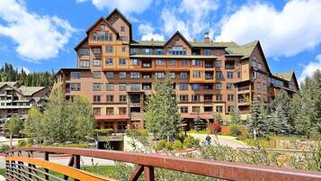 Family House, 3 Bedrooms | Property grounds