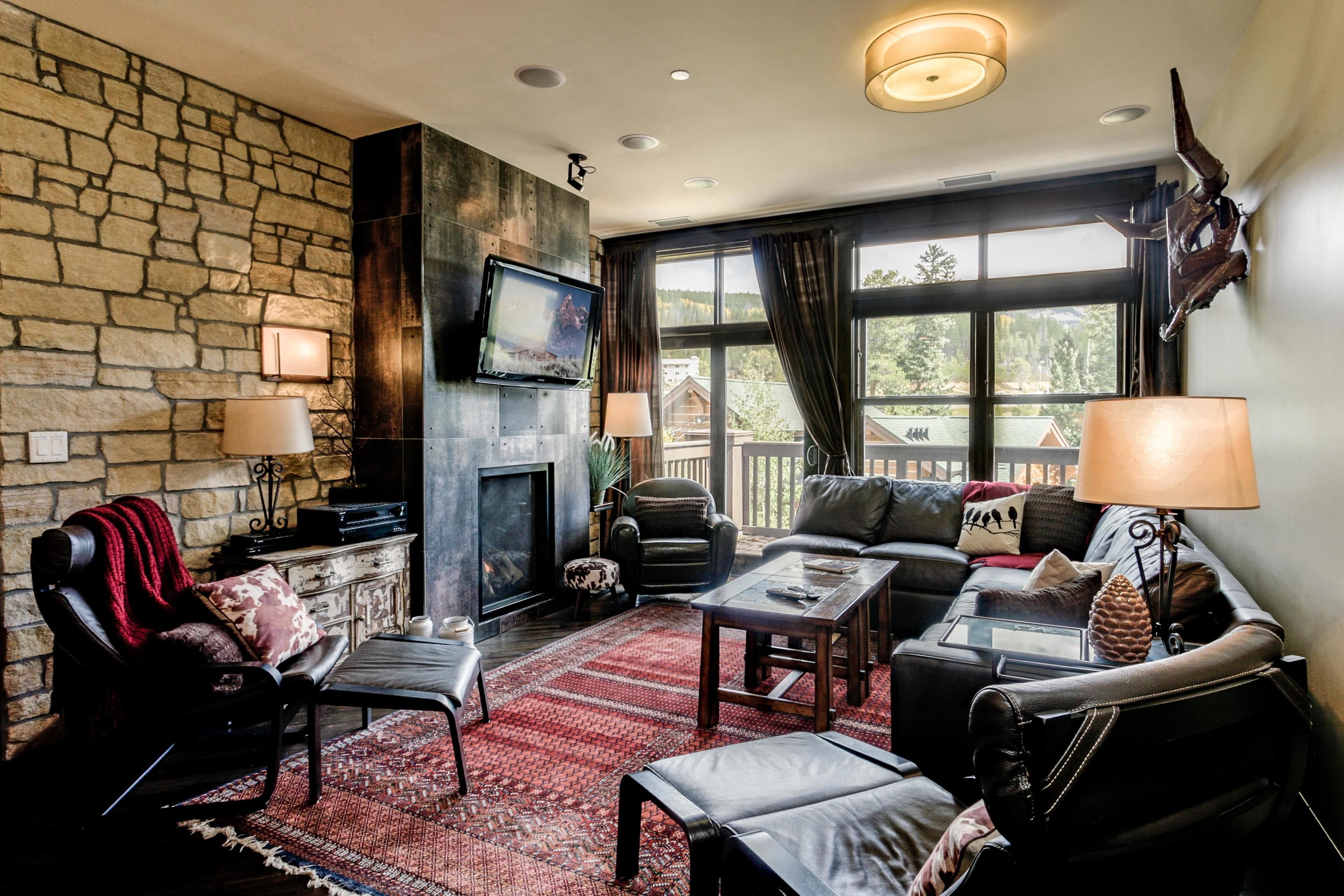 Luxury House, 3 Bedrooms | Living area | DVD player