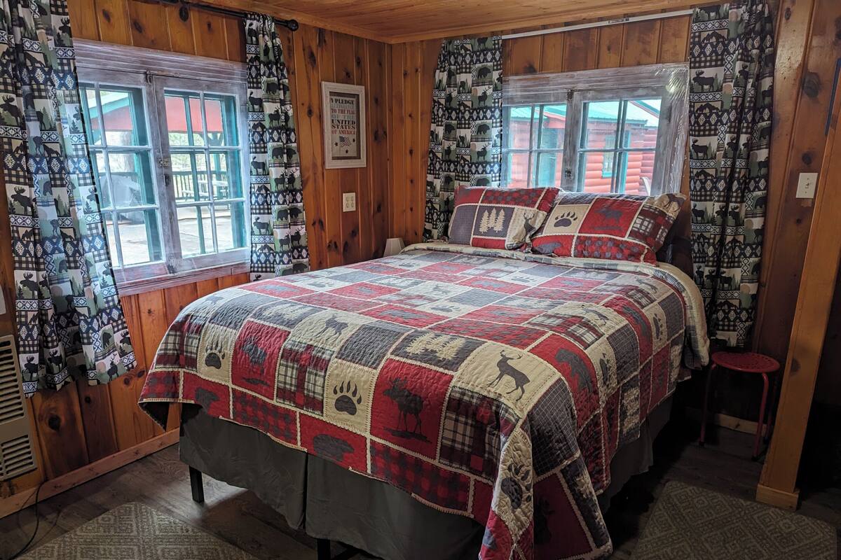 Family Cabin, 3 Bedrooms (Unit #5) | 2 bedrooms, individually decorated, individually furnished, WiFi