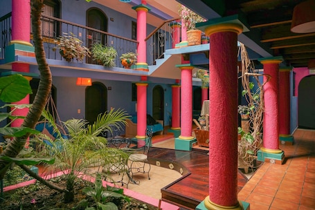 Terrace/patio. Hotel Tepeyac