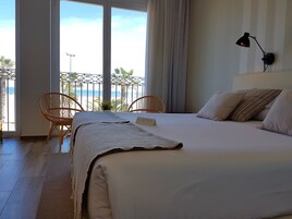 Deluxe Double or Twin Room, Sea View | Premium bedding, minibar, in-room safe, desk