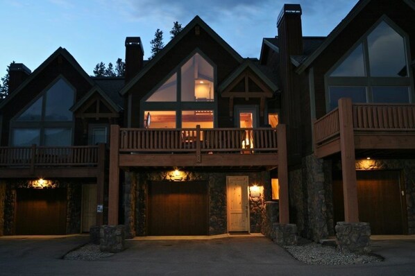 Family House, 3 Bedrooms | Front of property - evening/night