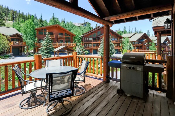 Family House, 3 Bedrooms | BBQ/picnic area