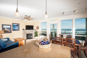 Condo, 2 Bedrooms, Ocean View, Beachfront | Living area | Flat-screen TV, DVD player - Keystone Vacation Rentals - Tidal Treasure Condo (Lincoln City)