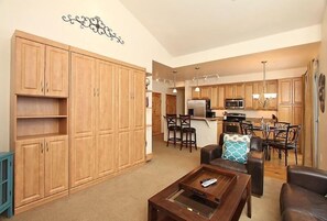 Family House, 1 Bedroom | Living area