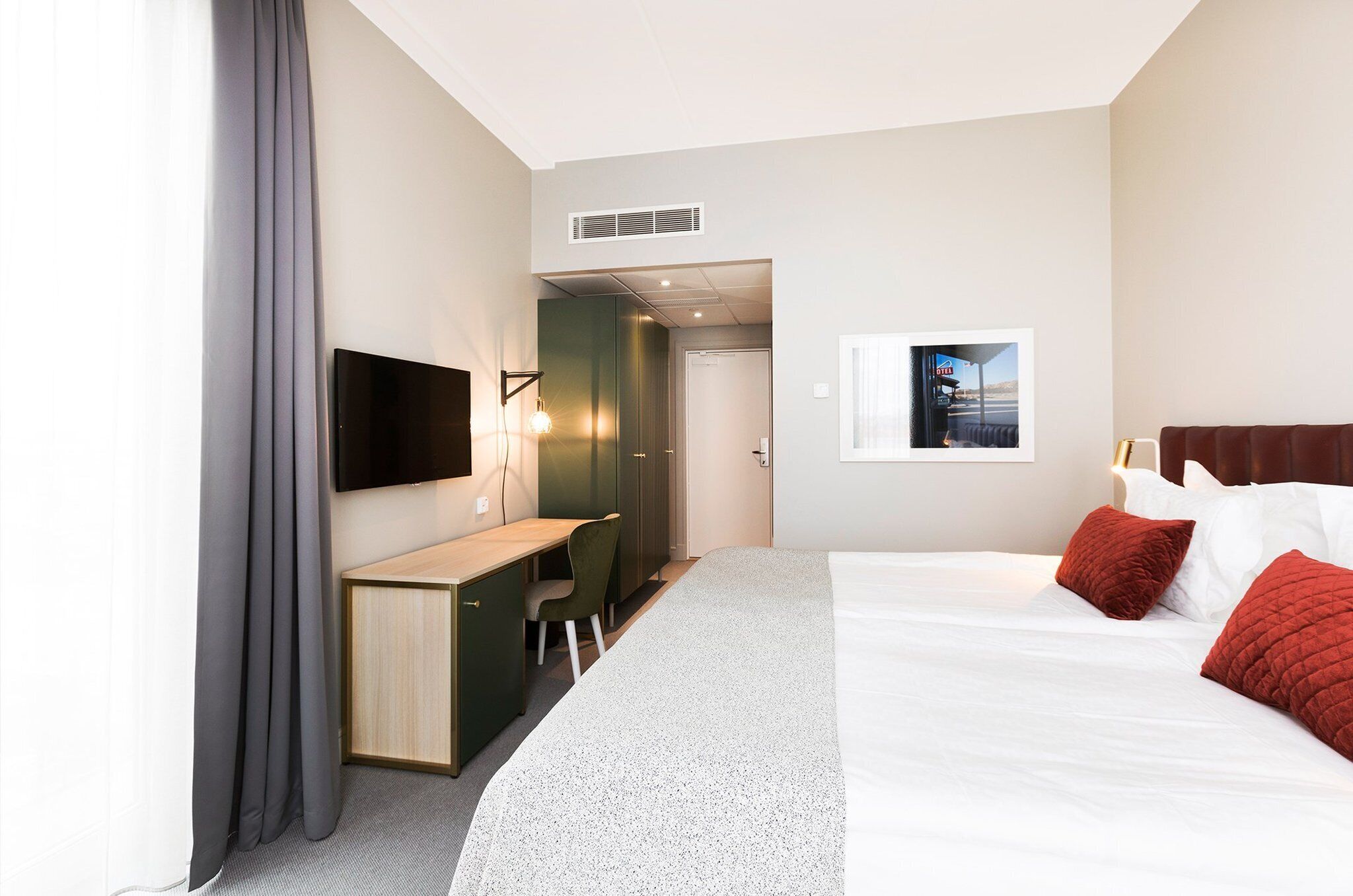 minibar, in-room safe, desk, iron/ironing board