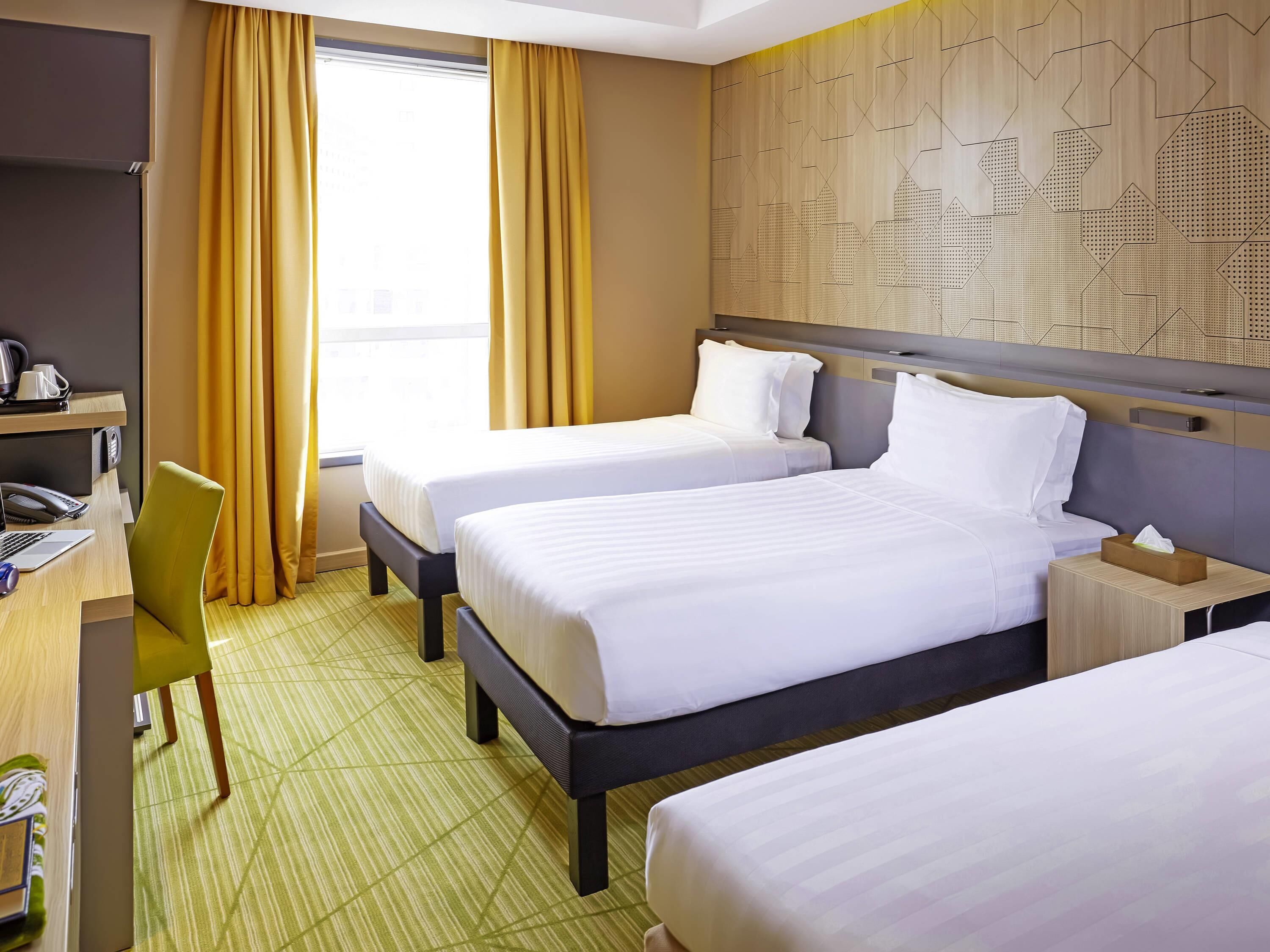 Standard Room, 3 Twin Beds | Minibar, in-room safe, desk, soundproofing
