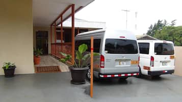 免費自助停車