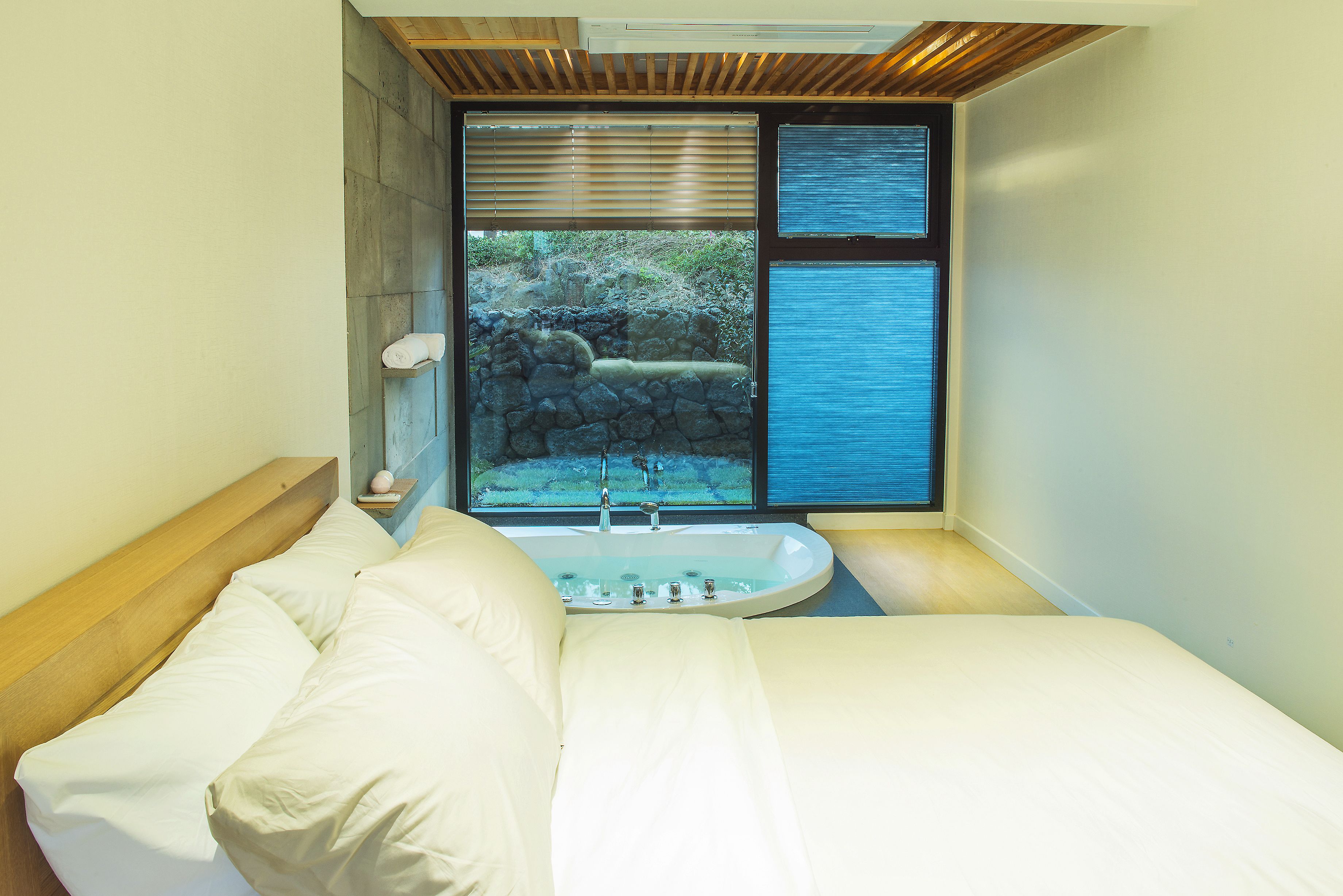 dan villa (floors are randomly assigned) | premium bedding, soundproofing, free wifi, bed sheets