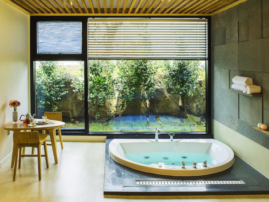 Tweepersoonskamer (Dodam) | Luxe beddengoed, geluiddichte muren, gratis wifi, beddengoed