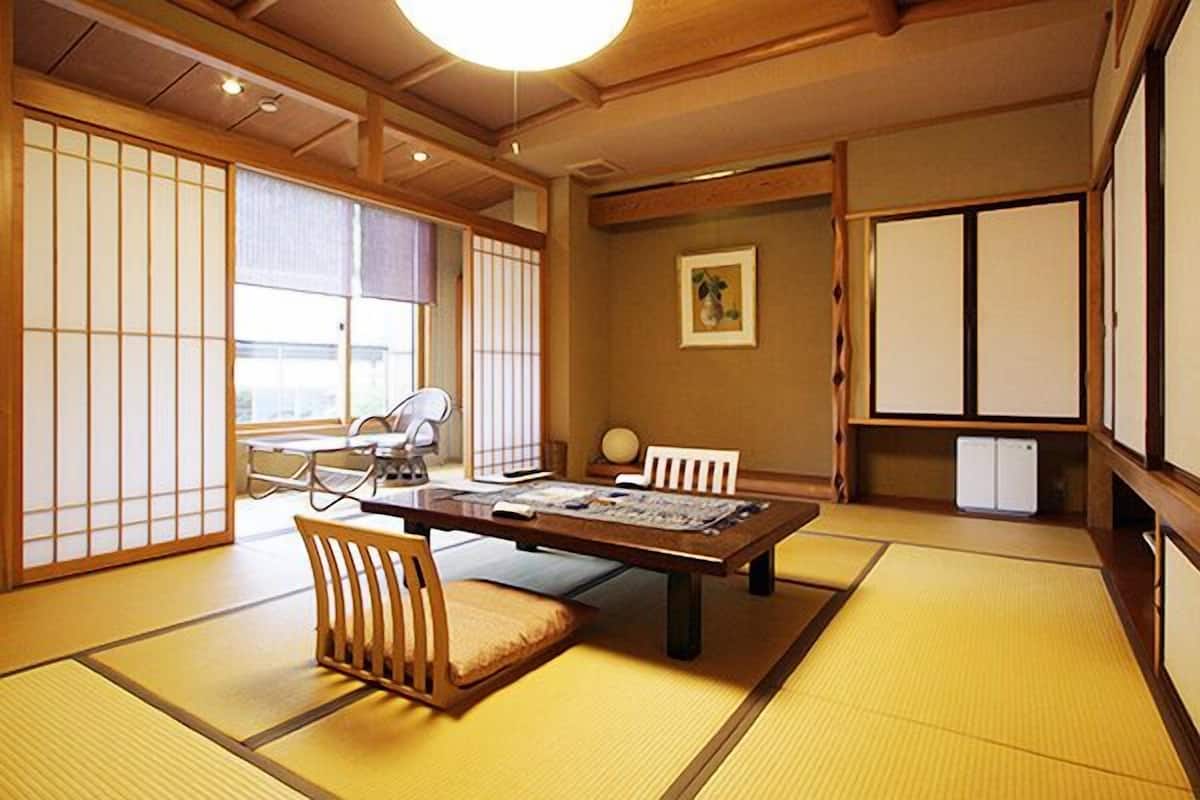 Japanese Style Room | In-room safe, free WiFi