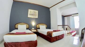 Family Room | Iron/ironing board, rollaway beds, free WiFi, wheelchair access