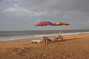 Private beach - Lotus an Eco Resort Konark (Gop)