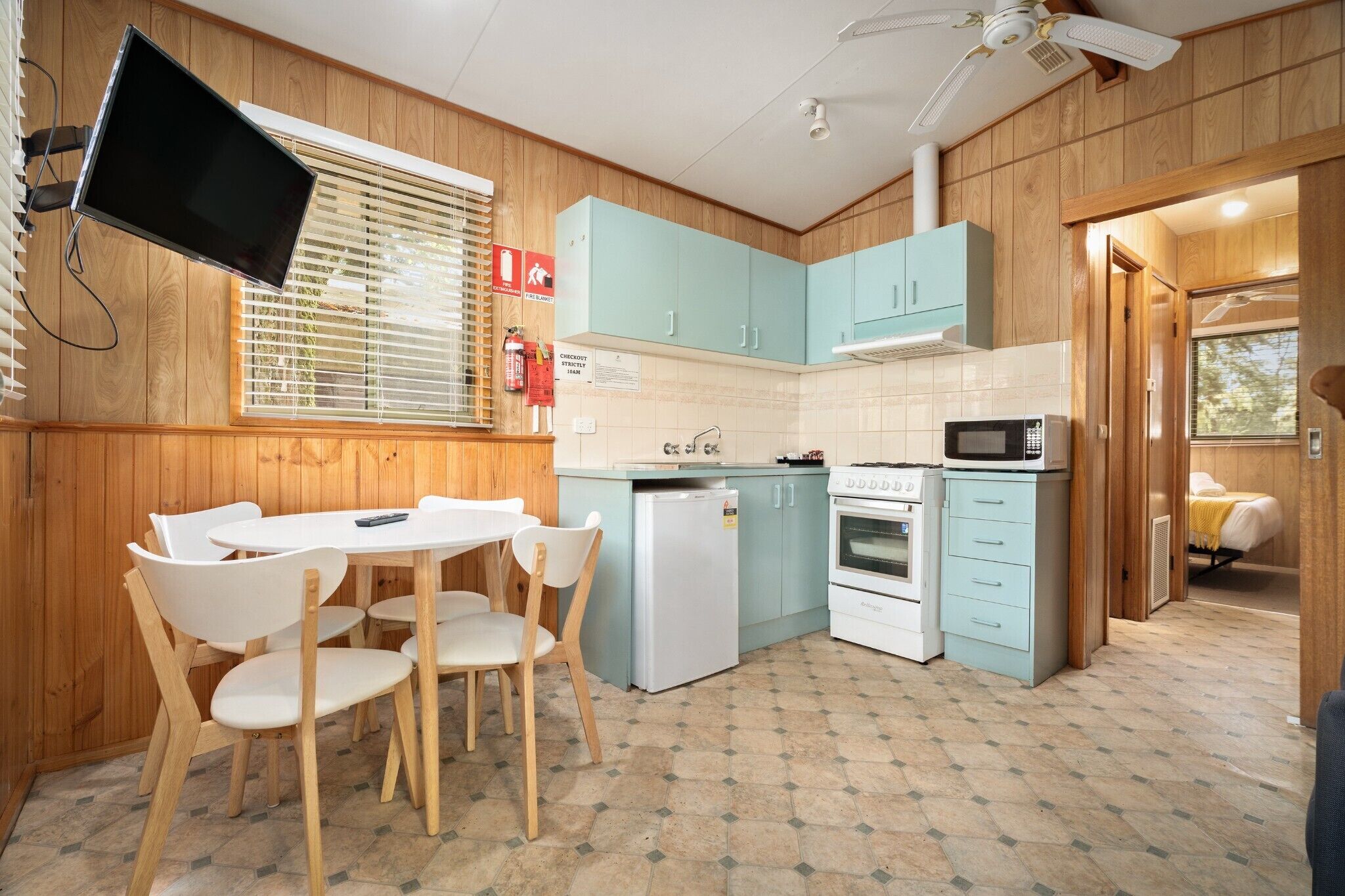 Camelia Cabin-1BR | مطبخ خاص | غلّاية كهربائية، محمصة خبز