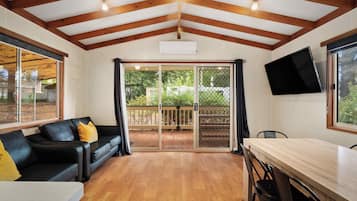 Rosella Villa-2BR | Living area
