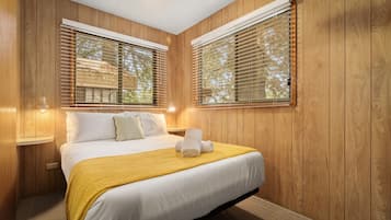 Camelia Cabin-1BR | Individually furnished, bed sheets