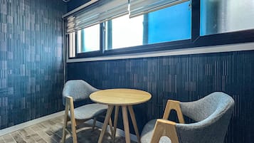 Premium Room, City View (Balcony) | Terrace/patio