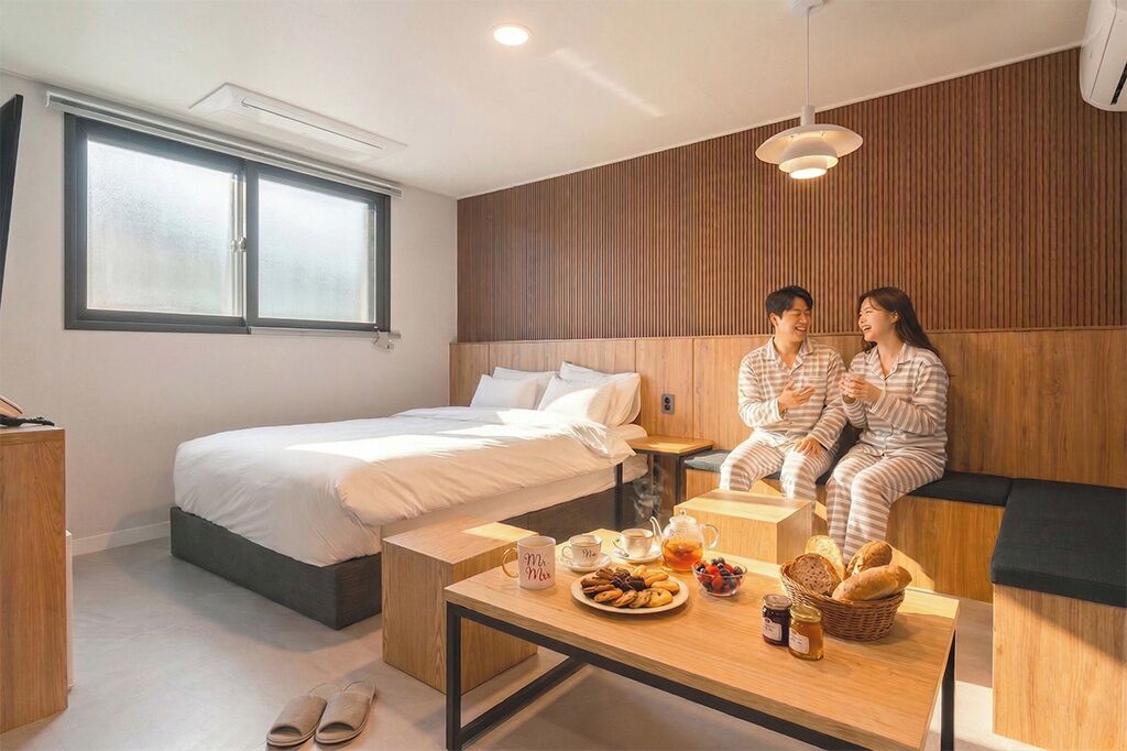 Chambre Prestige, vue sur la ville (Balcony) | Literie hypoallergénique, couette en duvet, articles de minibar gratuits