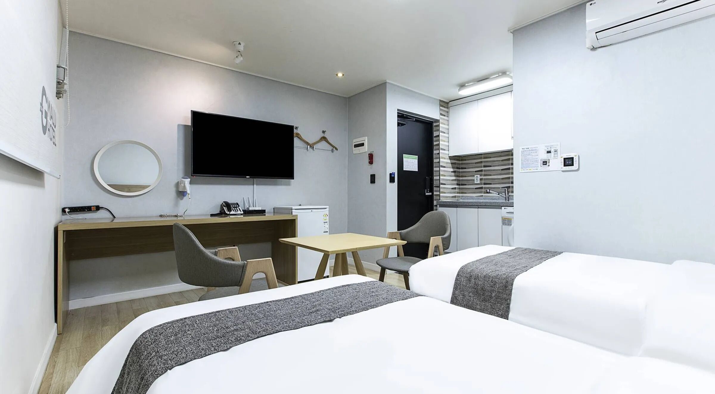 ملاءات للفراش لا تسبب الحساسية وألحفة محشوة بالريش