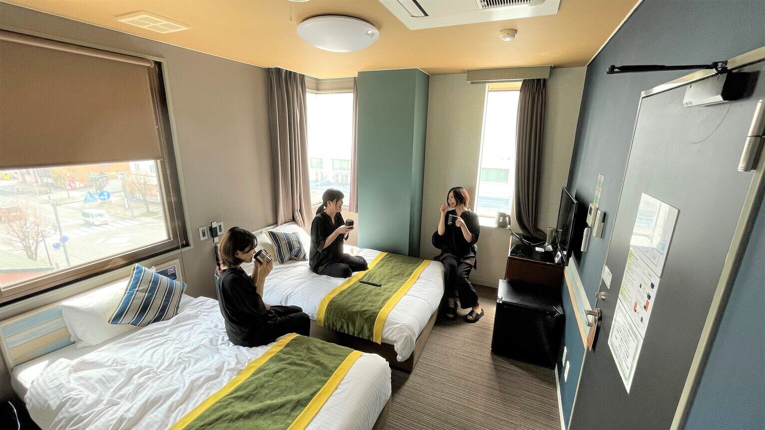 Free WiFi, bed sheets