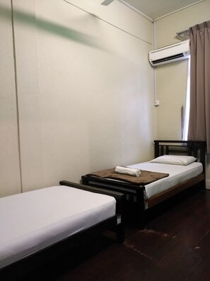 Chambre avec lits jumeaux