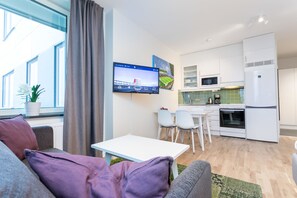 Superior-stúdíóíbúð | Hljóðeinangrun, straujárn/strauborð, vöggur/ungbarnarúm