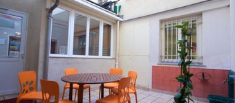 Auberge Internationale des Jeunes - Hostel