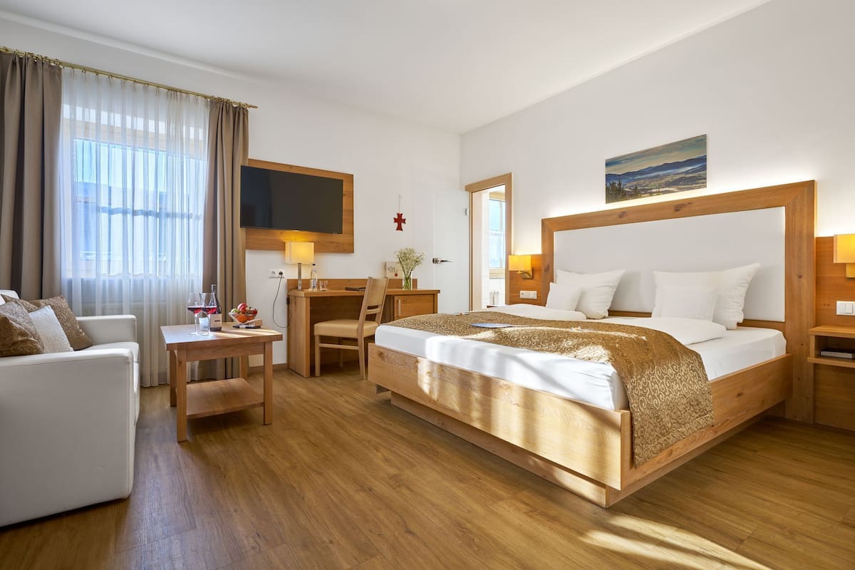 Minibar, in-room safe, desk, cots/infant beds