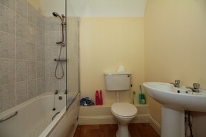 Apartment, 1 Bedroom | Bathroom