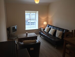Apartment, 1 Bedroom | Living room