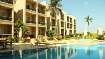 1 habitación, minibar y caja de seguridad en la habitación