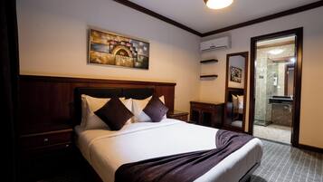 1 habitación, minibar y caja de seguridad en la habitación