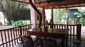 Chambre de base double | Terrasse/patio