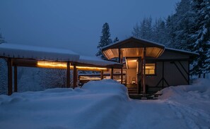 Exterior - Cottage on the Creek (Leavenworth)