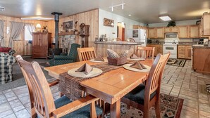Cabin, 2 Bedrooms | In-room dining