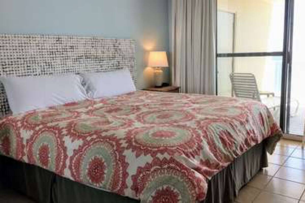 Condo, 3 Bedrooms, Balcony, Ocean View