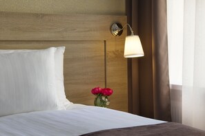 Superior Double Room | In-room safe, desk, free WiFi, bed sheets - Nevsky Grand Energy (St. Petersburg)