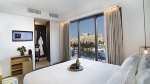 Acropolis Panorama Loft | วิวจากห้องพัก