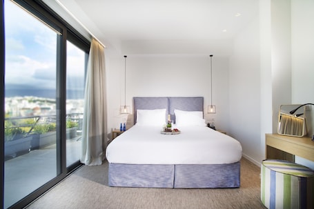 Acropolis Panorama Loft | Egyptian cotton sheets, premium bedding, pillowtop beds, in-room safe