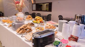 Ilmainen päivittäinen buffetaamiainen