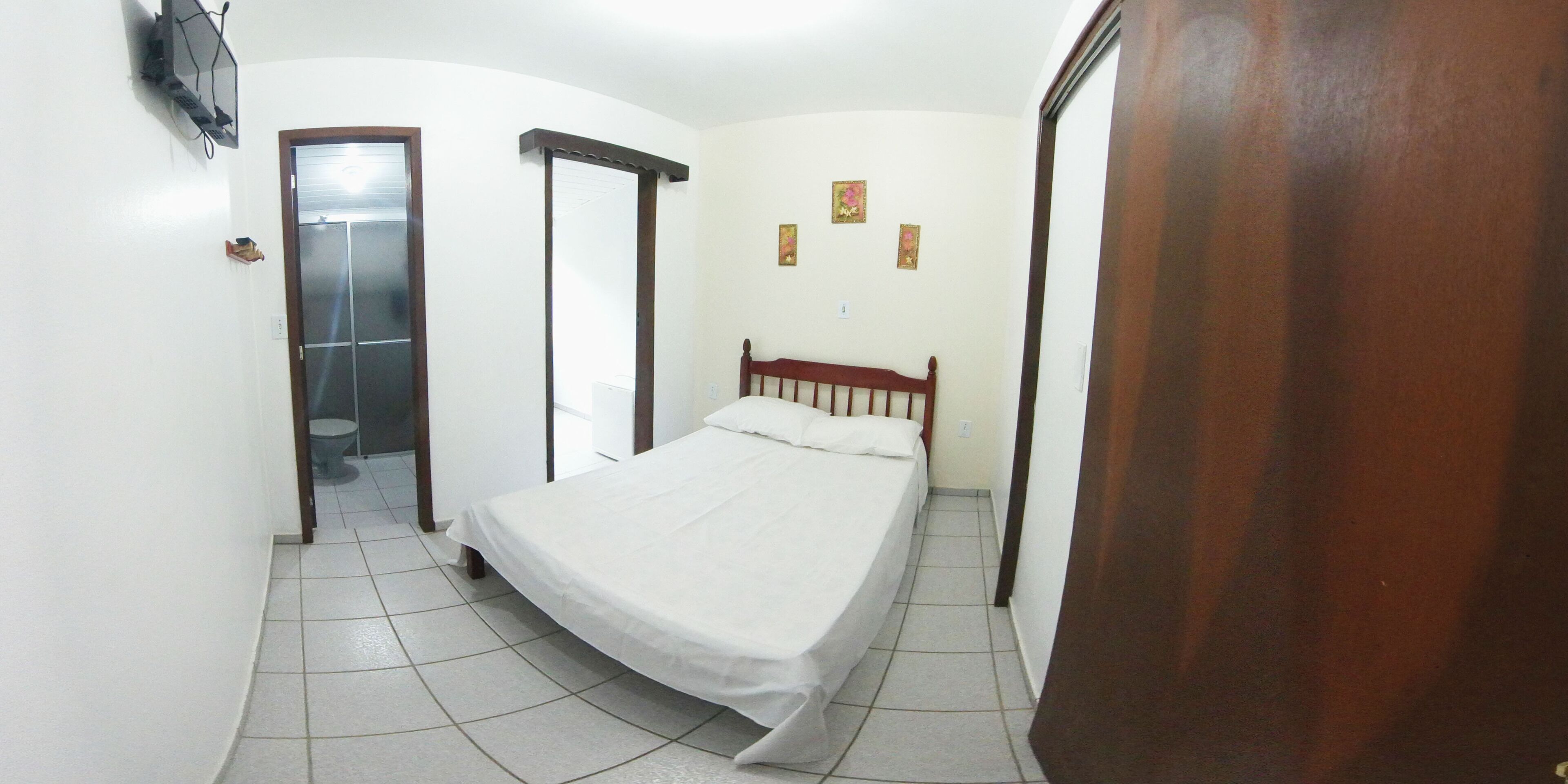 double room | minibar, free wifi, bed sheets