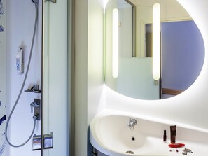 Zimmersafe, Schreibtisch, schallisolierte Zimmer, kostenloses WLAN