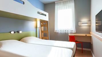 Room, 3 Twin Beds | In-room safe, desk, soundproofing, free WiFi