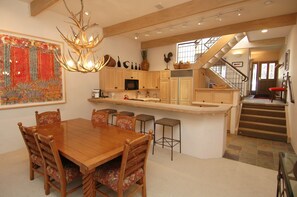 Superior Room, Multiple Beds | Private kitchen