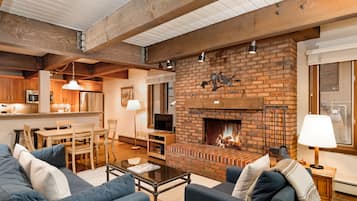 Kamar Standar, Beberapa Tempat Tidur | Area keluarga | TV