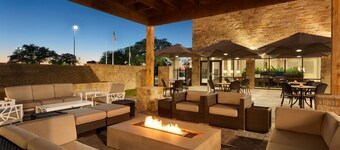 Embassy Suites by Hilton San Antonio Brooks Hotel & Spa
