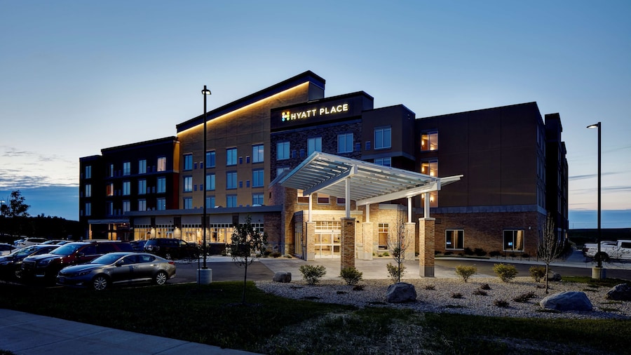 Hyatt Place Madison / Verona